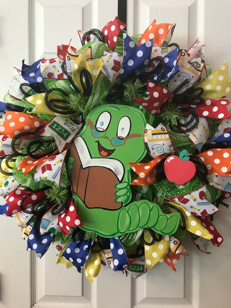 Bookworm Deco Mesh Wreath, Back to School Wreath, Deco mesh Reef, School Wreath, School Wreaths, Deco Mesh Wreath, Fall Wreath, Fall Wreaths image 1