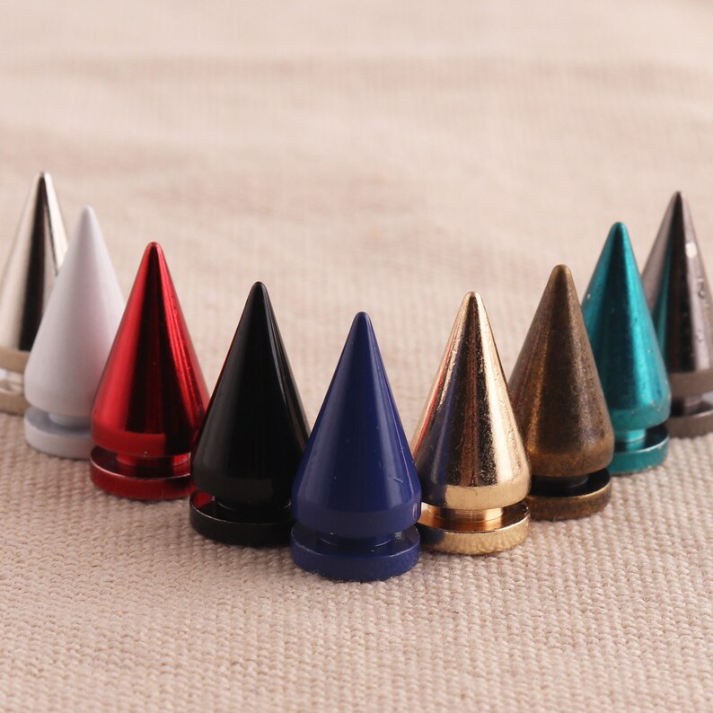 Craft Supplies DIY More color 10 set Screw rivet Wholesale Leather Craft Rivets Bullet Punk Spikes Cone Rivets Screw Punk Studs 10x20mm