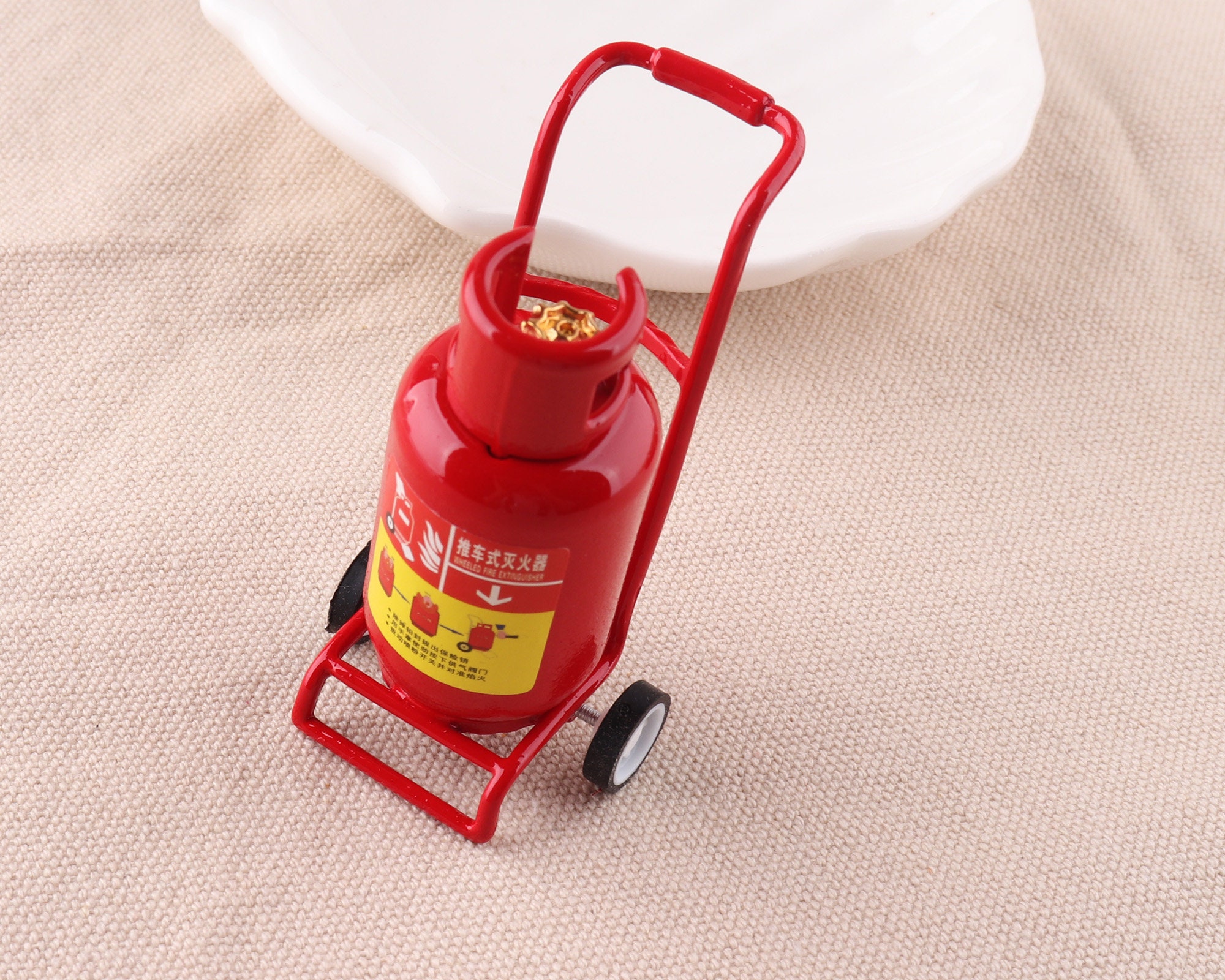 Extintor de incendios en miniatura, Mini extintor de incendios de carro,  juego de rol modelo juguete, miniatura extintor de incendios Dollhouse Home  decor suministros -  España