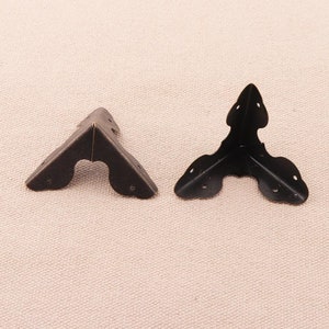4PCS Conners,Bronze 41*33mm  Corner Decorative Corner Bracket Jewelry Box Wooden Case Decorative Leg Corner Protector