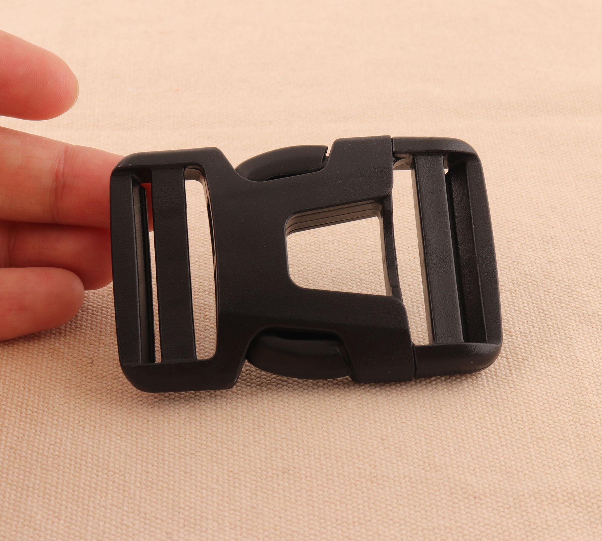 6pcs Black Color Plastic Quick Side Release Buckle for 38mm 1 1/2inch  Webbing Clip Buckle for Backpack 