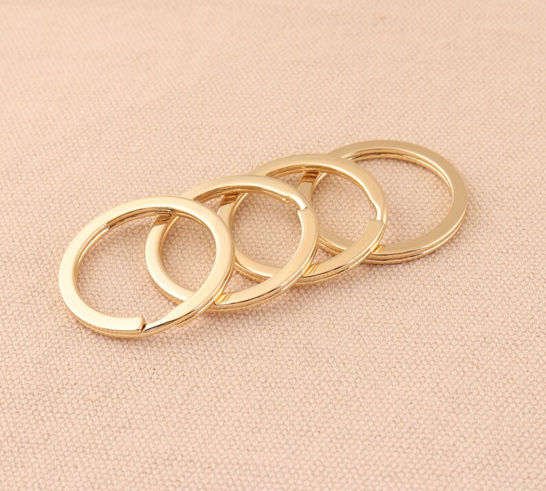 Кольца 90 мм. Кольцо 30 мм. Кольцо плоское для детского сада. Плоские деревянные кольца. Плоское кольцо для жетона.