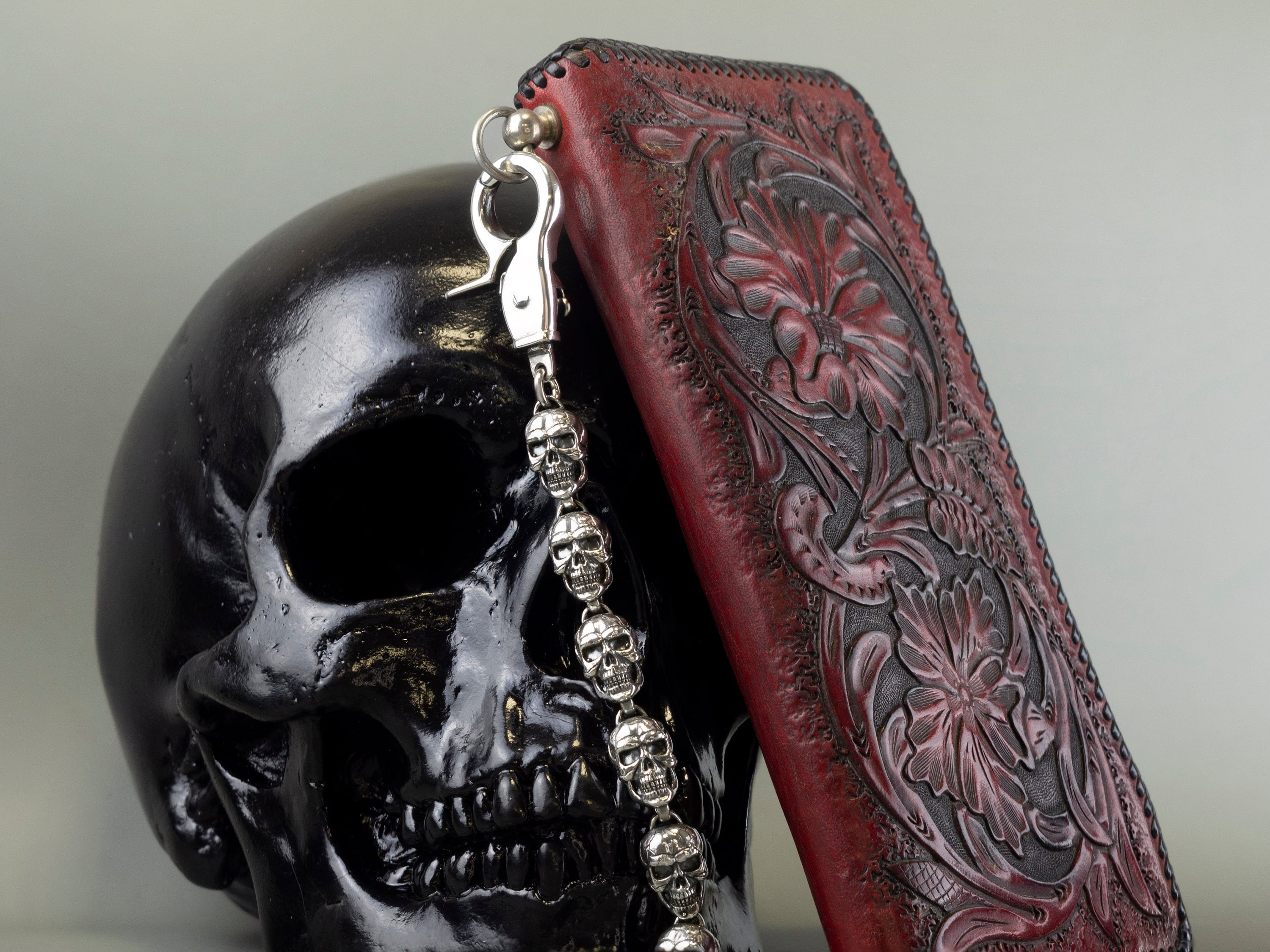 Skull Biker Wallet Chain: Silver Accessory for Men's Pants