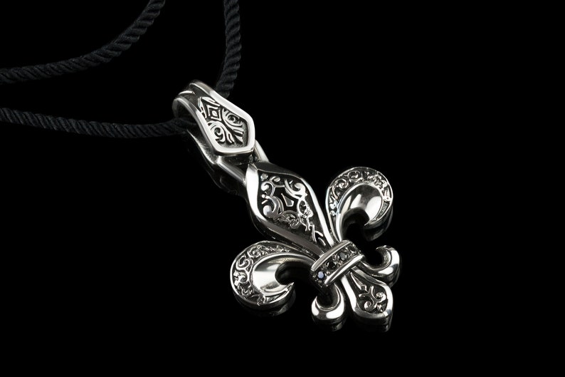 Fleur de lis pendant Fleur De Lis Charm Men/'s silver pendant