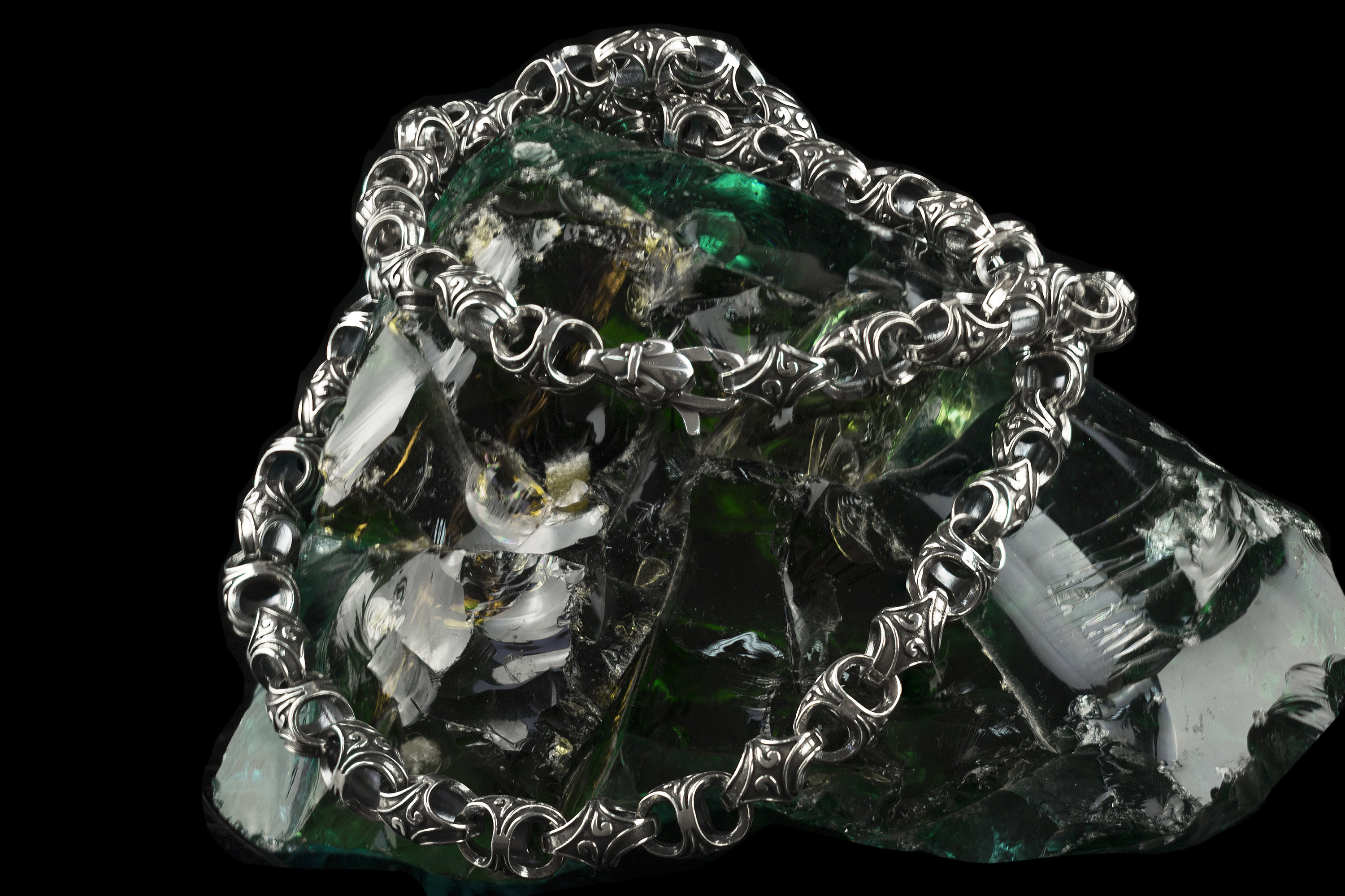 Collana con teschio in argento sterling fatta a mano: gioielli punk gotici da motociclista