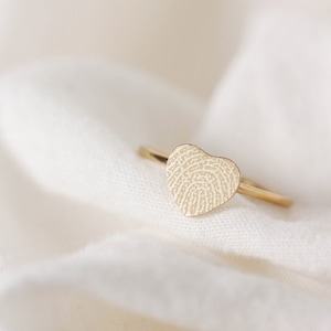 Gold Fingerprint Heart Ring: Custom Engraved Jewelry