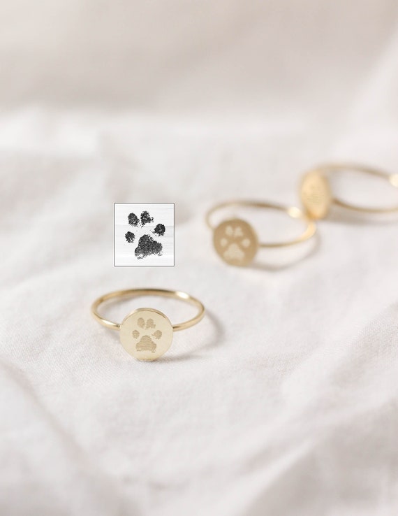 Custom Paw Print Ring: Pet Memorial Jewelry