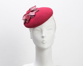 Burgundy Button Hat with Leather Flower Cocktail Hat Vintage Fasinator mini hat for winter wedding felt hat special occasion hat for races