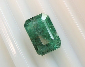 Untreated emerald cut 8.0x11.6 mm, this bluish green gem weighs 2.86 carats and comes from Zambia