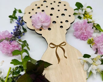 Flower collector | Nature Walk Bouquet | Wooden Flower Holder | Kids Outdoor Activity | Flower Picking Board