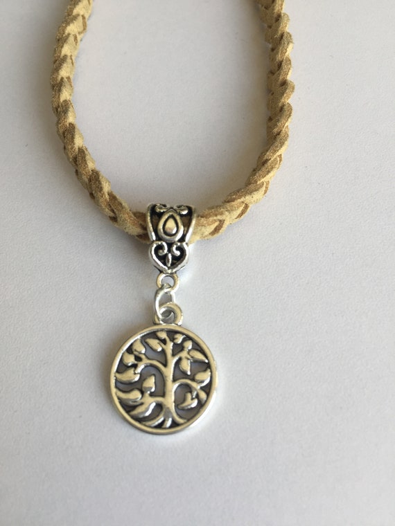 tree necklace meaning