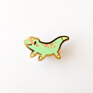 Day Gecko - Tiny Reptile Enamel Pins