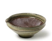 Suribachi 6.9 in. Mortar bowl Japanese pottery Mash Bowl salad mixing bowl light green