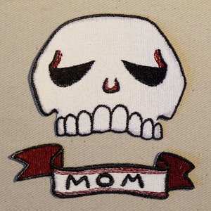 Eddie&#39;s Skull and Mom Tattoo Patch