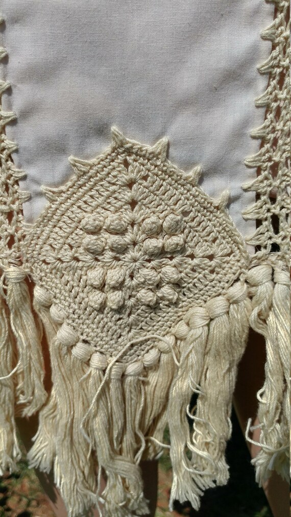 Vintage Boho Handmade Off White Linen Crochet Fri… - image 6