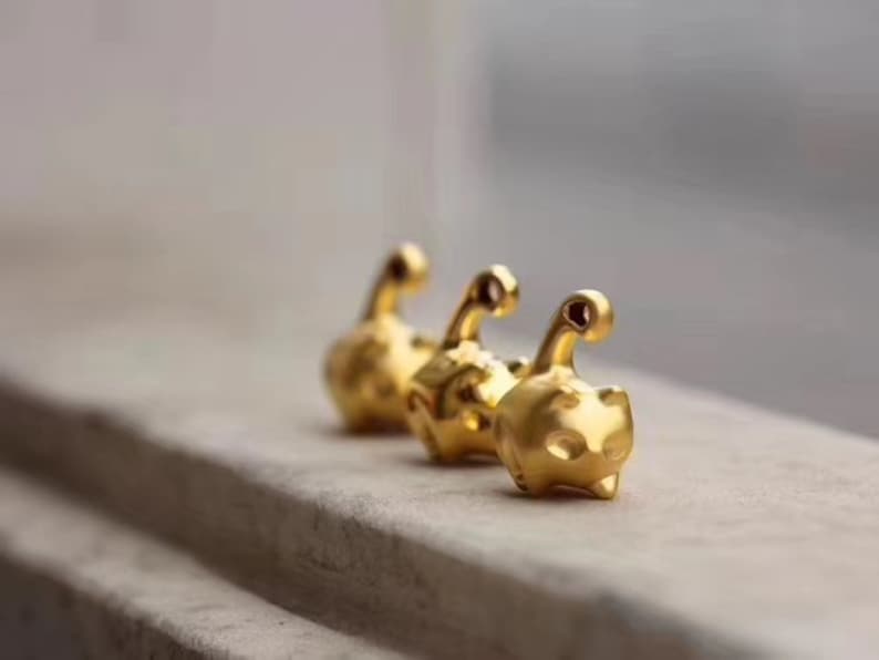 You Have the Balls - Adorable Kitty Cat Design Pendant Necklace