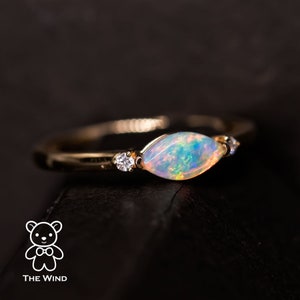 Minimalistischer Marquise Australischer Solider Opal Diamant Ring 18K Gelbgold