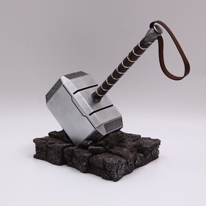 Actual Size Scale Full Resin Avengers Thor Hammer 1 1 Replica Prop Mjolnir cosplay USA With Resin Base image 5