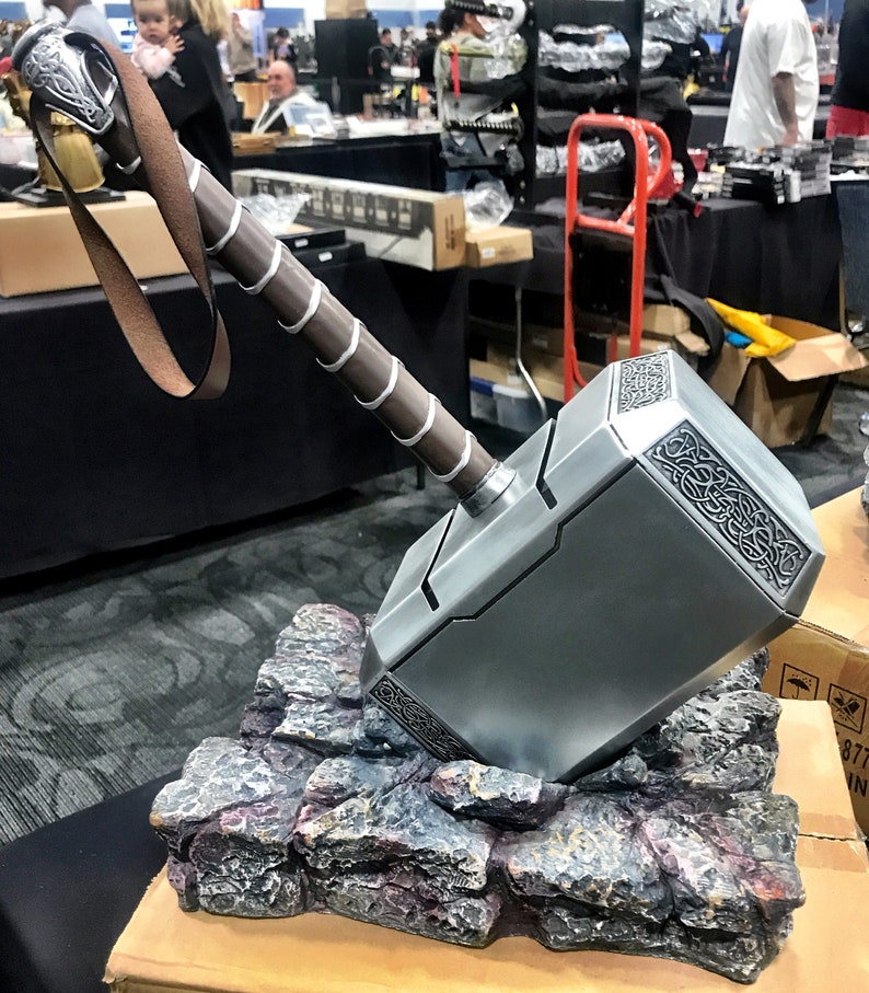 Actual Size Scale Full Resin Avengers Thor Hammer 1 1 Replica Prop Mjolnir cosplay USA With Resin Base image 3