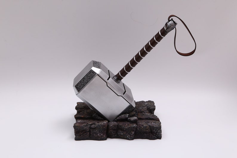 Actual Size Scale Full Resin Avengers Thor Hammer 1 1 Replica Prop Mjolnir cosplay USA With Resin Base image 2