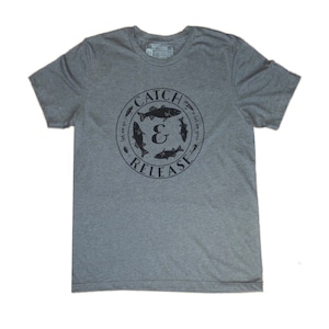 Vintage Style Design 'Catch and Release' Fishing T-Shirt - Deep Heather Grey