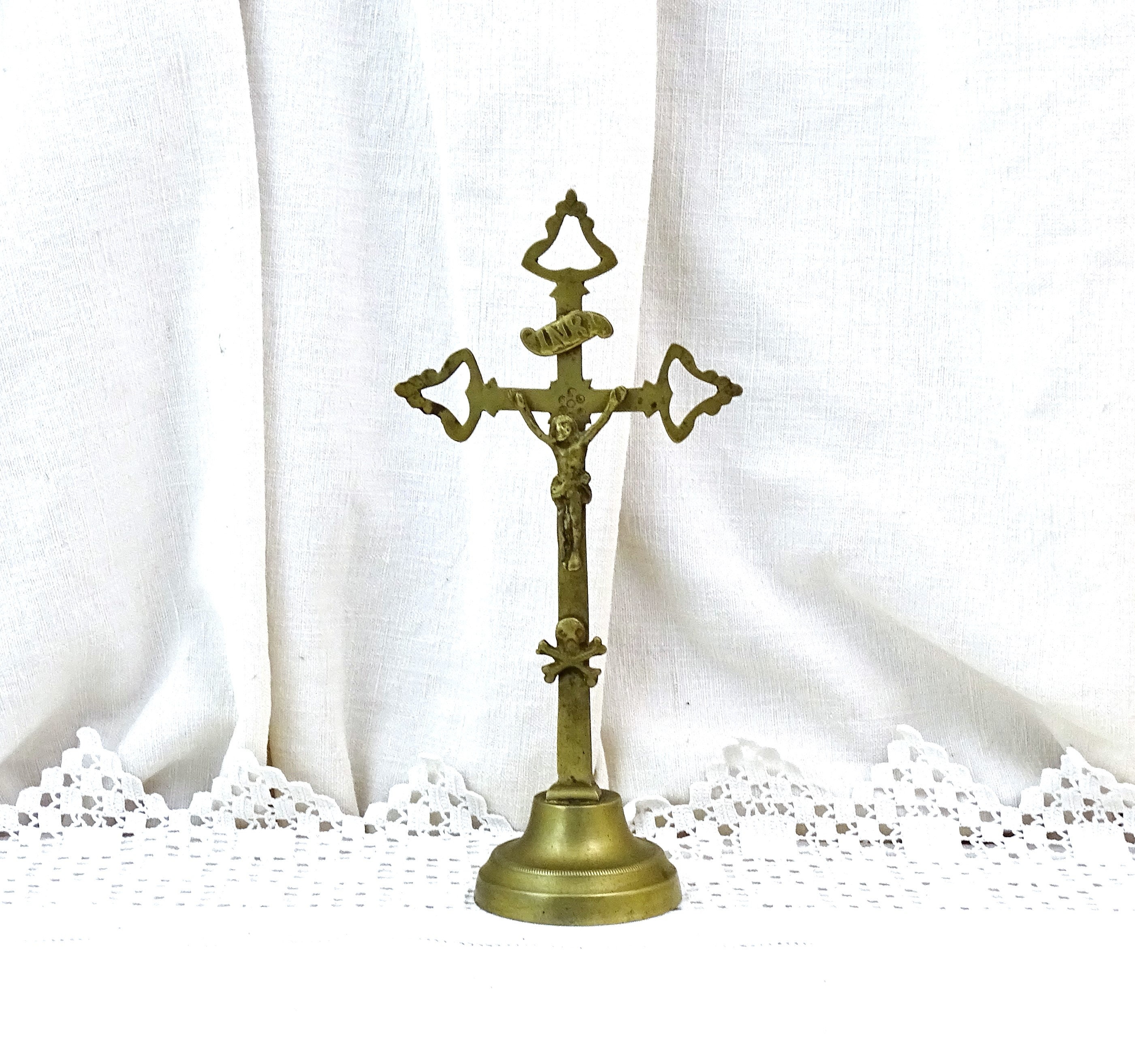 Français Antique 19Th Century Croix Jeanette Brass Free Standing Primitive Crucifix, Vintage Catholi