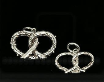 Dijes de comida - Dijes de pretzel, plata