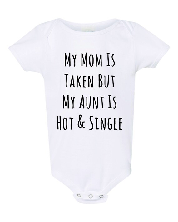 Grenouillère Bébé Humoristique "My Mom Is Taken..." - Rose, 18-24 Mois, 100% Coton, Manches Courtes