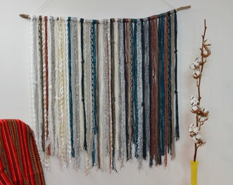 Yarn Wall Hanging Tapestry / Bohemian Yarn Tapestry / Macrame wall hanging