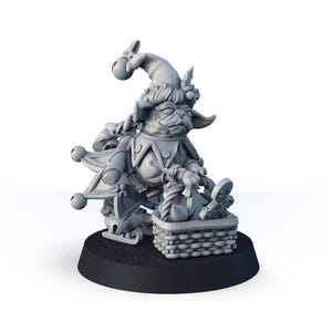 Merry Pug-elf, Christmas Miniature Gift Chest, 28mm Scale Fantasy Mini, Tabletop RPG Dungeons and Dragons Game