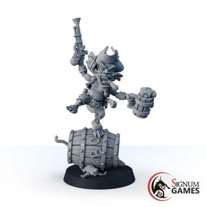 32mm Miniature Dungeons and Dragons Pathfinder Tabletop Display RPG Fantasy Miniatures Goblin Pirate Krynd, Beer Mug 3D Gaming Miniatures