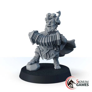 Bard Musician Miniature DnD, 32mm 28mm Scale Resin Miniature, Halfling Bard with Harmonic, Dungeons and Dragons Tabletop Wargame Mini