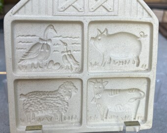 Pampered Chef 1994 Farmyard Friends Cookie Mold, Wall Decoration 5 1/2"W x5 3/4"H