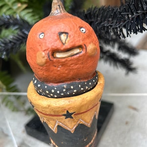 Primitives by Kathy Johanna Parker Halloween 2 Pc Pumpkin Box 5 1/4&quot; Halloween Folk Art,  Hard To Find! A great collector&#39;s piece!