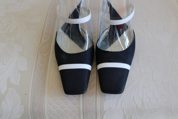 Vintage Kate Spade Black and White Open Heeled Pu… - image 1
