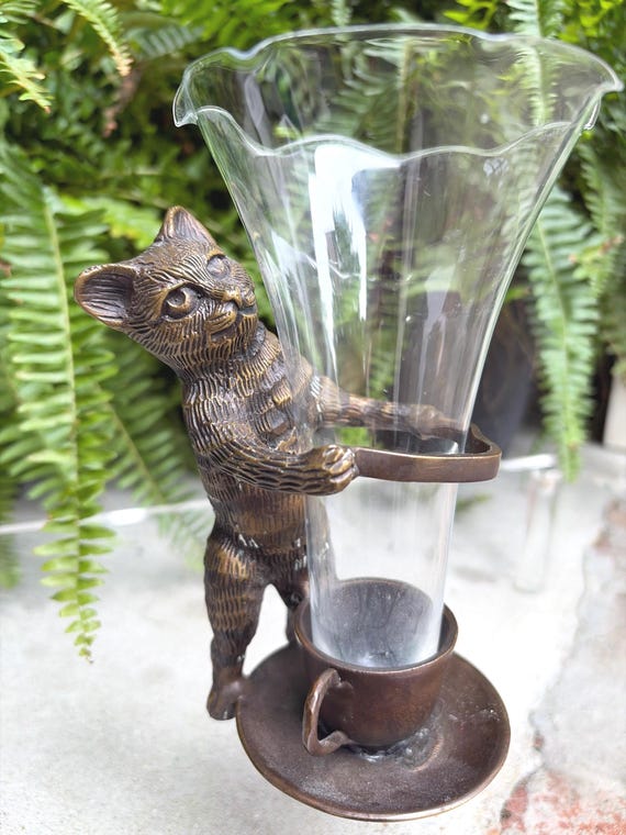 Vintage Bronze Brass Cat Holding Vase in a Tea Cup Butler, Flower Holder