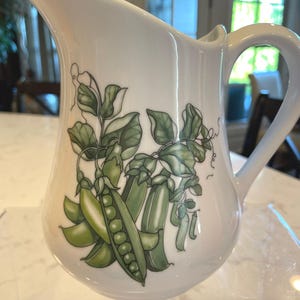 Vintage BIA Cordon Bleu Green Pea Pod Pitcher, Green Peas,Vegetable, Garden