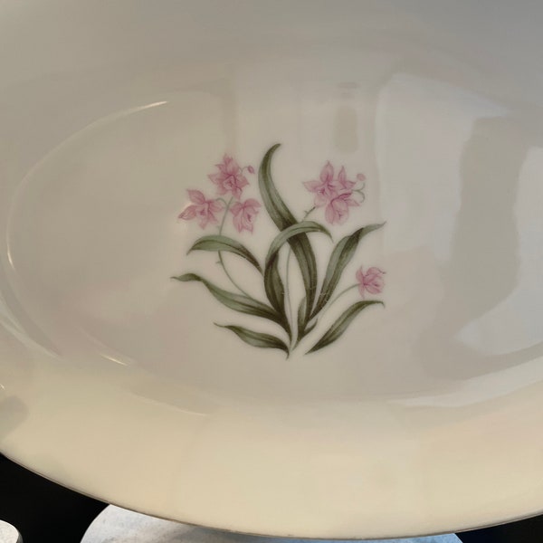 Vintage Grantcrest Pink Orchid China Oval Platter, vegetable plate. 9 3/4” x 6 1/4”. Used in good condition. Wear on silver rim.