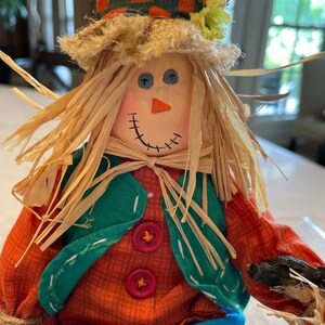 Vintage Cute Scarecrow Shelf Sitter Halloween, Fall Harvest Decoration by Avon 2001