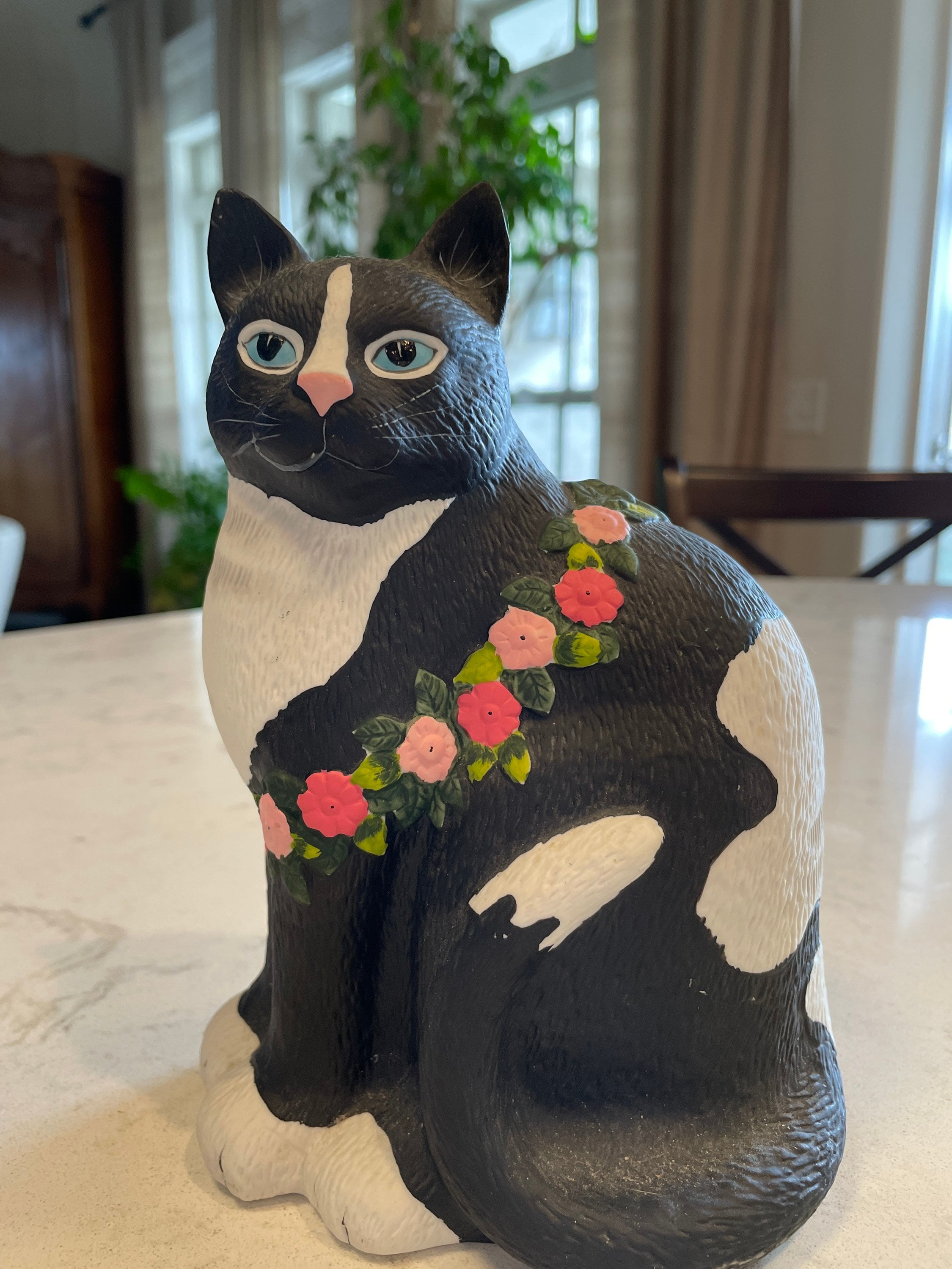 Vintage Mary Lake Thompson Cat With Flower Garland for Silvestri