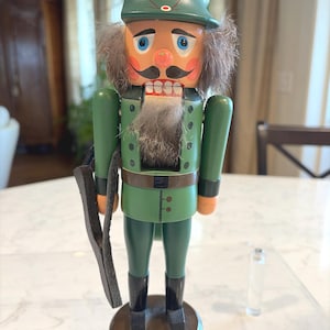 W German Nutcrackers - Etsy display picture 1