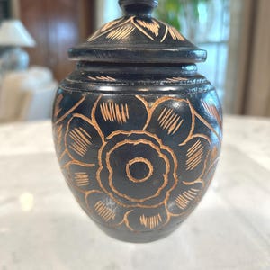 Haitian Hand Carved Flower Floral Sunflower Jar w/ Lid Keepsake Jar, Home Decor Home Accent Wooden Jar 6 1/2"H x 4"W