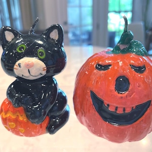 Cute Halloween Pair of Vintage Novelty Halloween Candles, Smiling Jack O Lantern, Pumpkin, Black Cat with/ Pumpkin, Halloween Decor