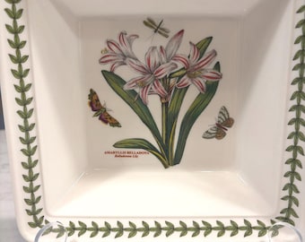 Portmeirion Botanic Garden, Susan Williams-Ellis, Belladona Amaryllis Lily Square  Low Bowl w/ Laurel Border