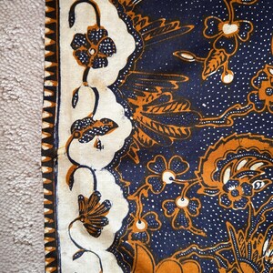 1970s Vintage Batik Textile, Artwork, Indonesian Old Batik Classic Javanese Vintage Fabric Solo Palace, Ldt, 1970's 42"W x 90" (2.5yards) Bild 5