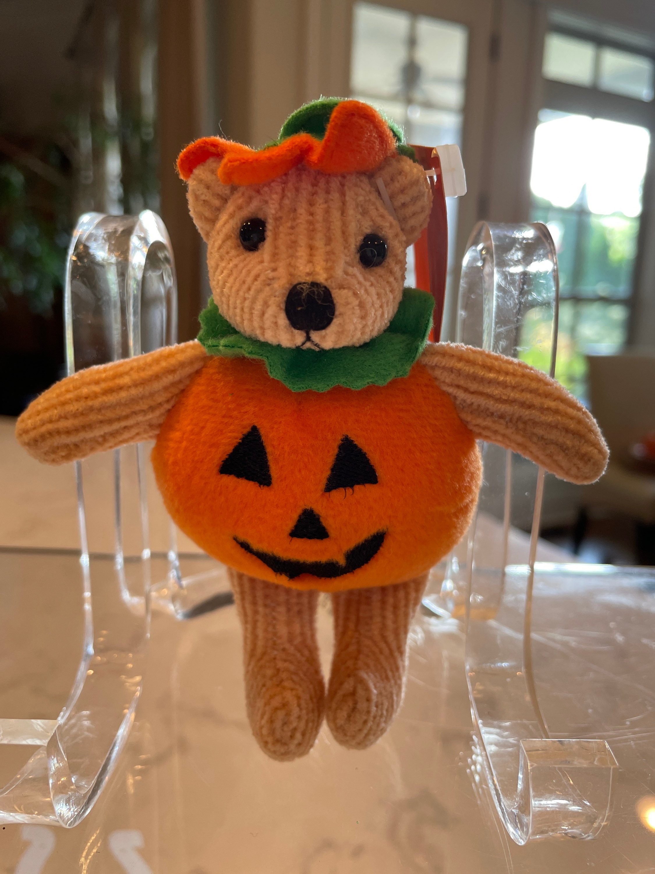 Hallmark Halloween Pumpkin Jack O Lantern White Teddy Bear Plush