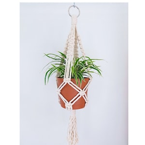 MACRAME PLANT HANGER, hanging planter,indoor plant holder, modern macrame, home decor, houseplant, terrarium, plant lover gift, indoor plant