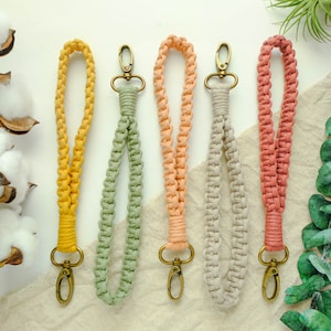 Pulsera de llavero Macrame, Cordón de muñeca de llavero Macrame para llaves, Accesorios de llavero de cuerda corta, Regalos navideños Boho, Rellenos de medias