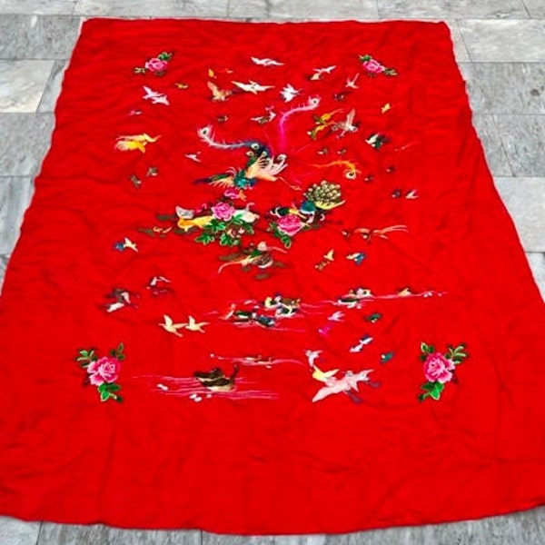 5x6Vintage Chinese Tablecloth, Antique Chinese Tablecloth,Hand Embroidered Chinese Tablecloth,,  Stunning Tablecloth,185x135 cm