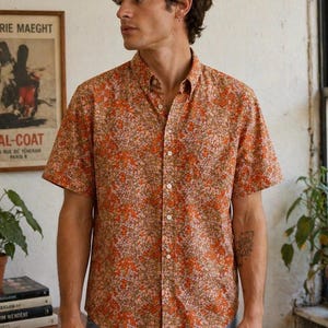1970s Mens Kennington California Button Down Cotton Shirt, 1970s Orange Single Needle Flower Print, Indie Mod Summer Top, Large